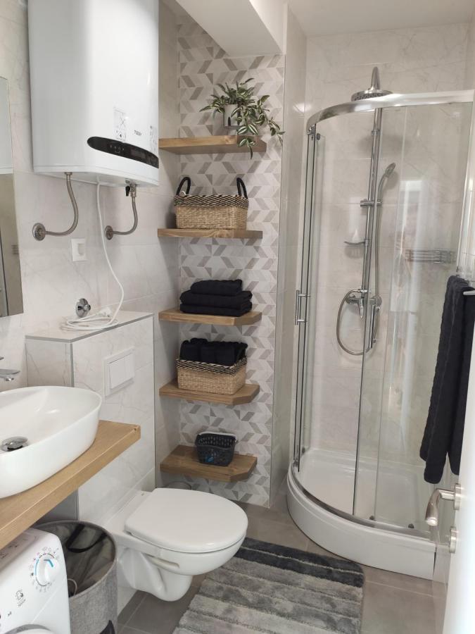 Apartmani Sara 2 贝蒂纳 外观 照片